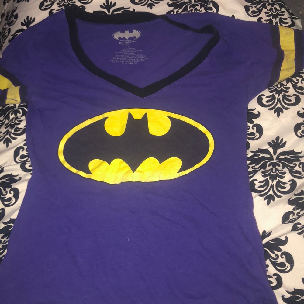 Batman baseball v neck
